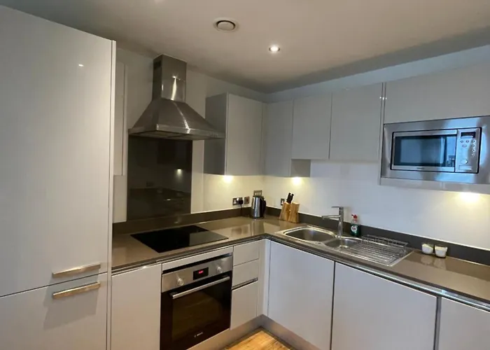 Sleek & Sunny 1Bd Flat Near Greenwhich - Deptford!