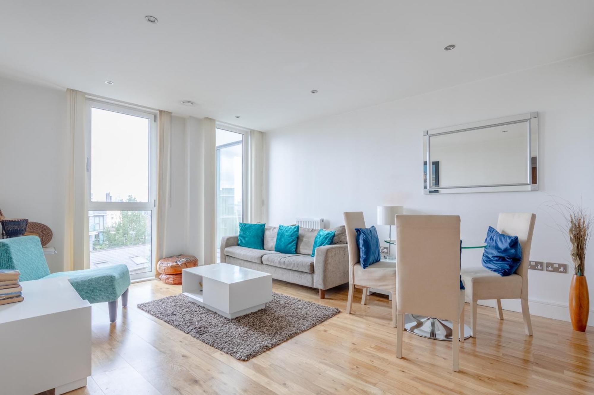 Apartament Sleek & Sunny 1bd Flat Near Greenwhich - Deptford!