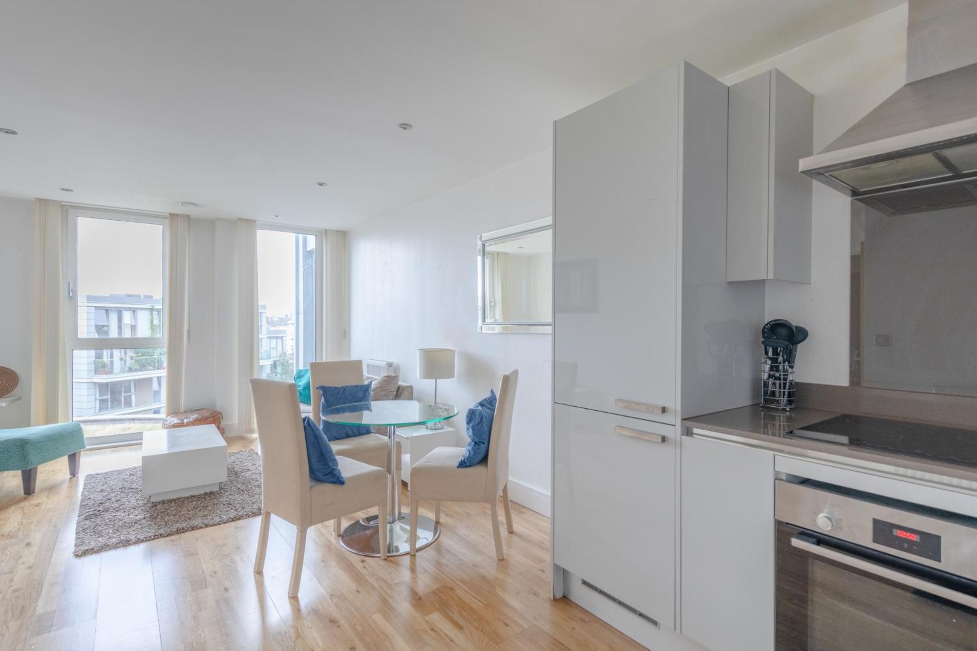 Sleek & Sunny 1bd Flat Near Greenwhich - Deptford! Appartamento